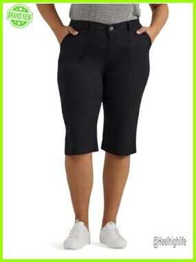 Plus Size Ultra Lux Comfort Flex-to-go Utility Skimmer Capri Pant